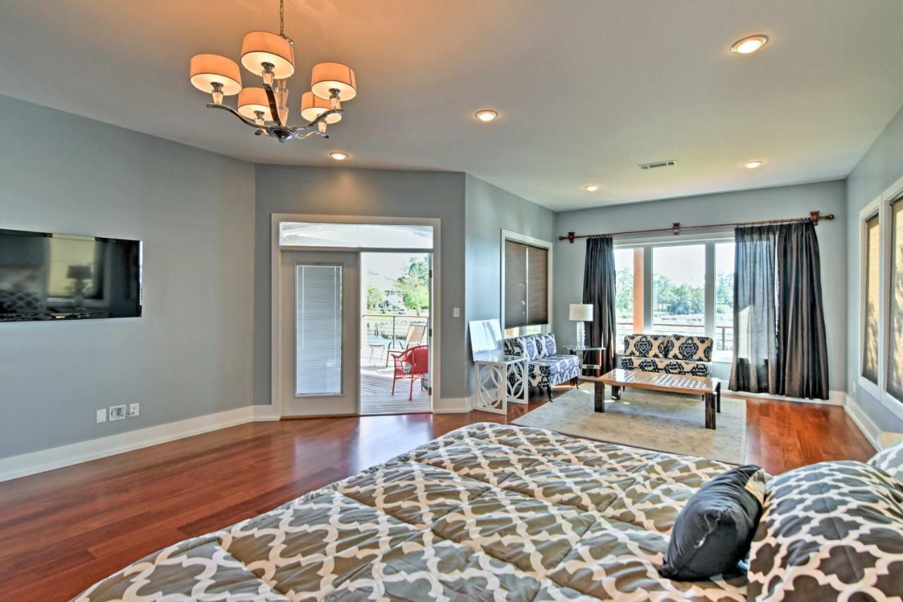 Gorgeous Ocean Springs Waterfront Home With Dock! Exterior photo